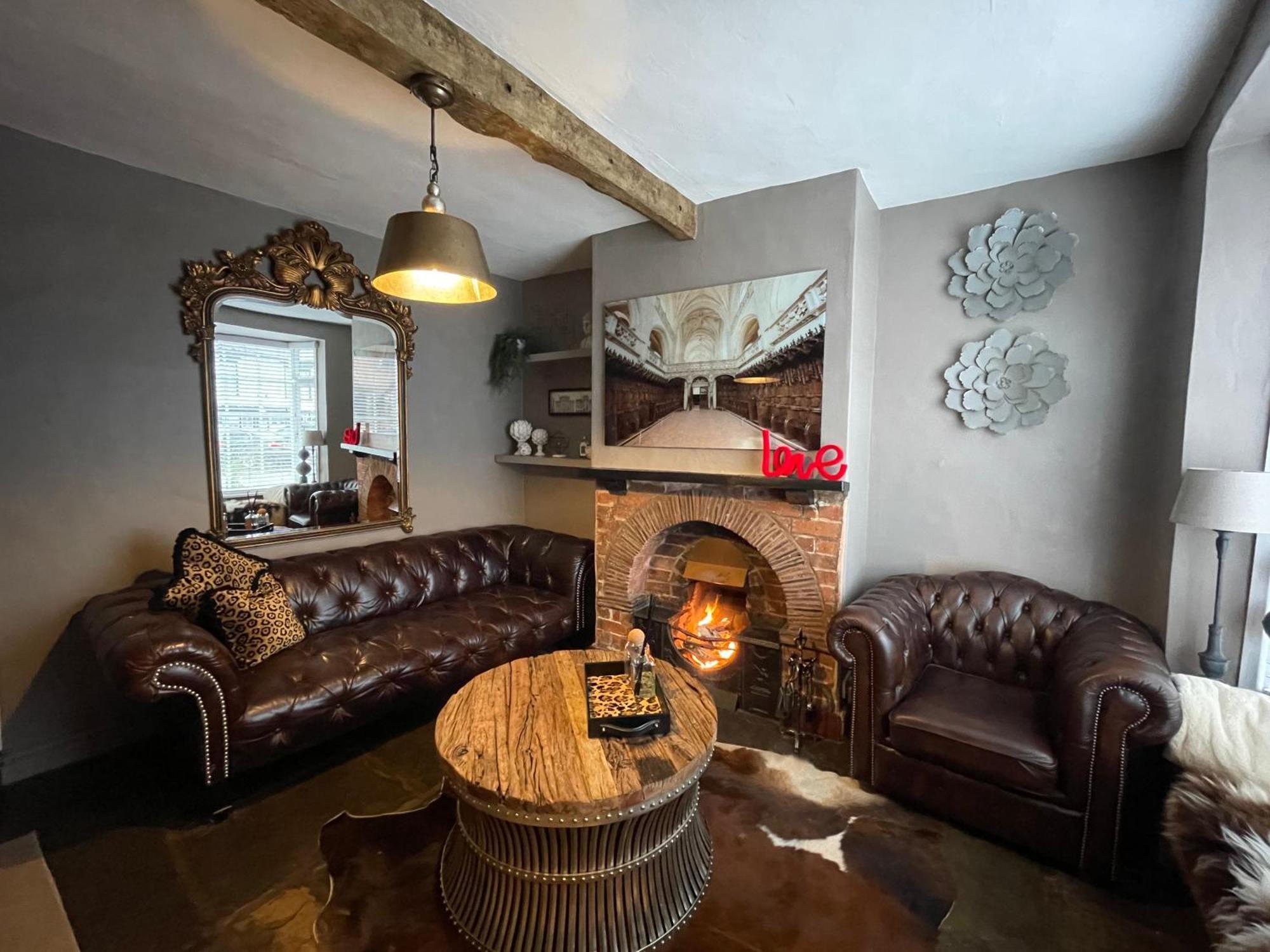 Entire Georgian Luxury Home - 3 Storey- High St Henley-In-Arden -Two Bedrooms-Sleeps 4 外观 照片