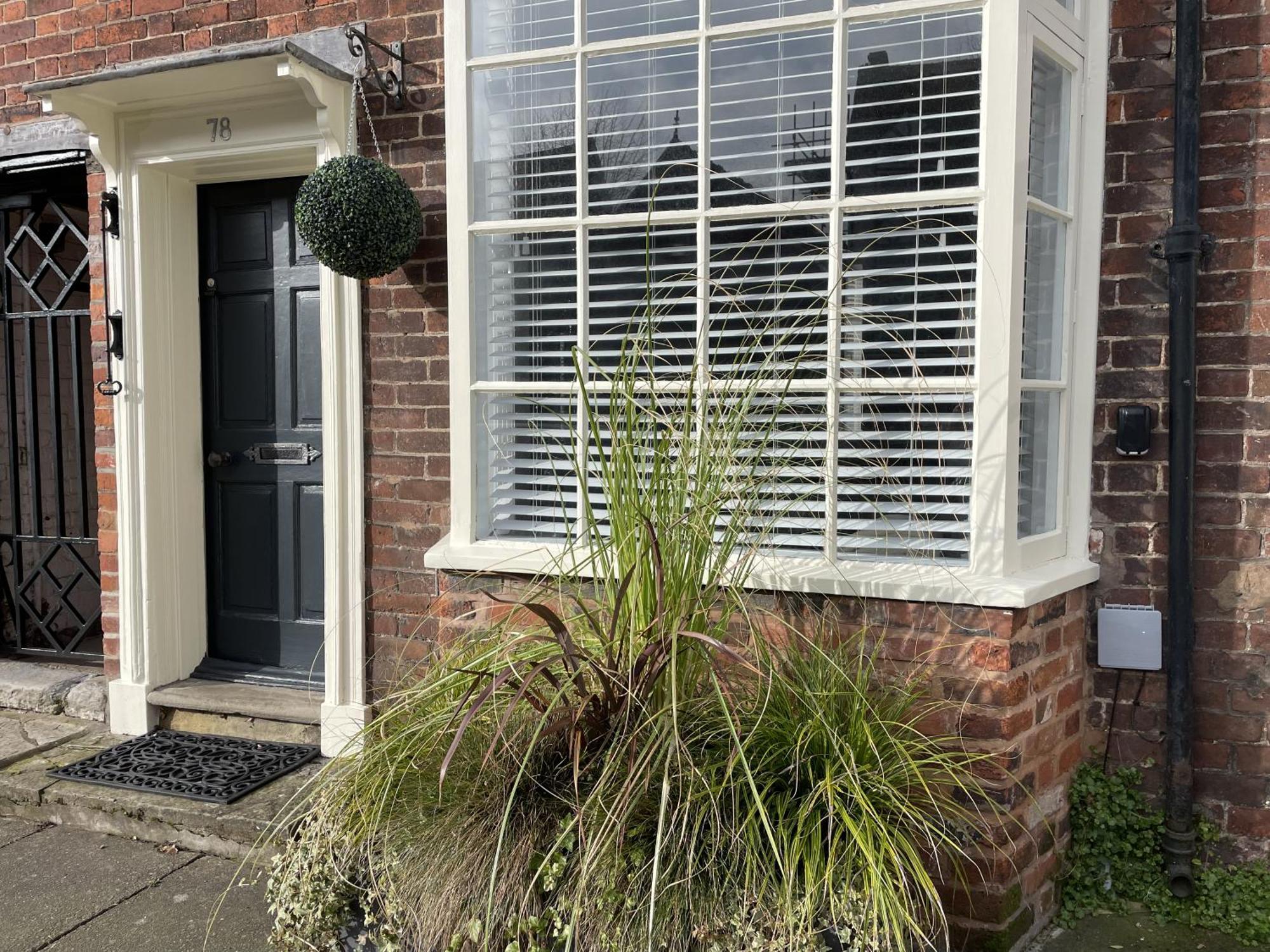 Entire Georgian Luxury Home - 3 Storey- High St Henley-In-Arden -Two Bedrooms-Sleeps 4 外观 照片