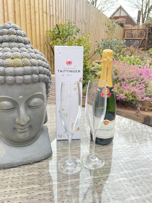 Entire Georgian Luxury Home - 3 Storey- High St Henley-In-Arden -Two Bedrooms-Sleeps 4 外观 照片