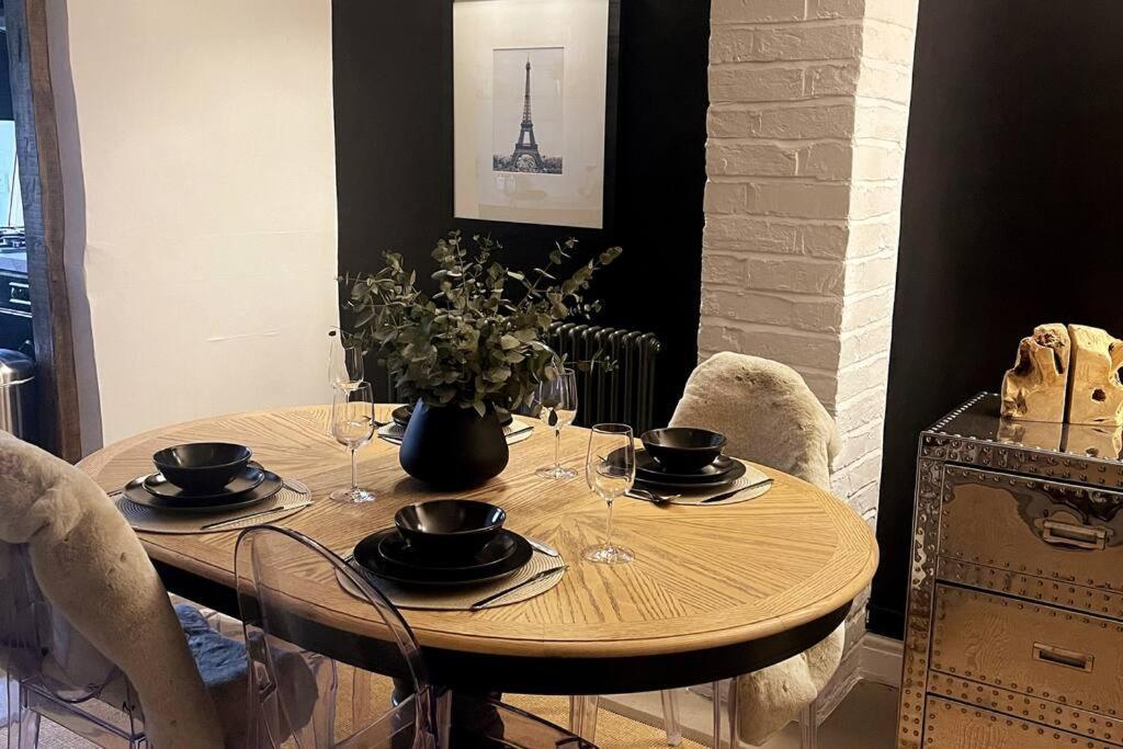 Entire Georgian Luxury Home - 3 Storey- High St Henley-In-Arden -Two Bedrooms-Sleeps 4 外观 照片