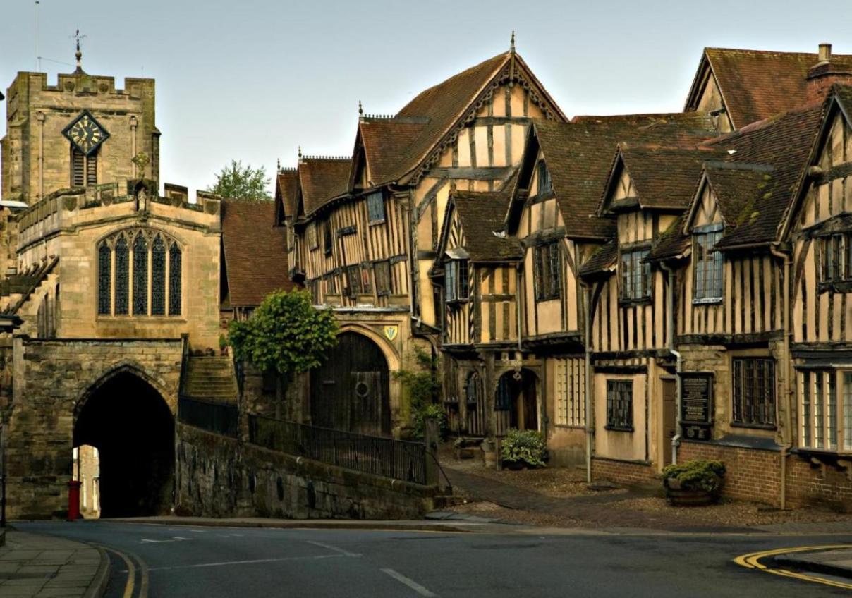 Entire Georgian Luxury Home - 3 Storey- High St Henley-In-Arden -Two Bedrooms-Sleeps 4 外观 照片