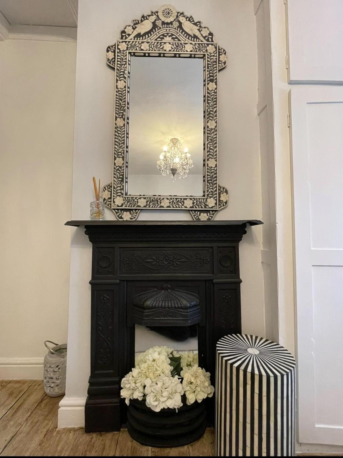 Entire Georgian Luxury Home - 3 Storey- High St Henley-In-Arden -Two Bedrooms-Sleeps 4 外观 照片